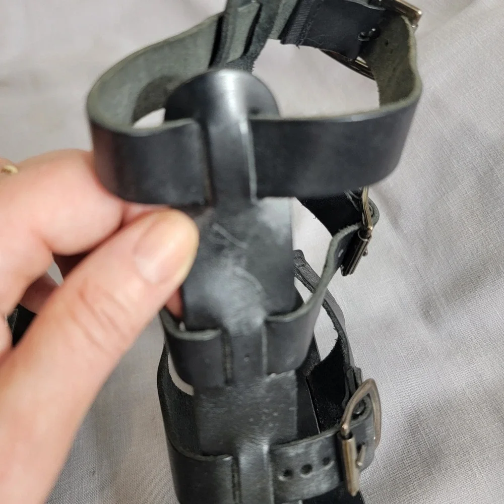 VTG 90s‎ Steve Madden Magnus Black Leather Gladiator Sandals Made in Italy sz 8